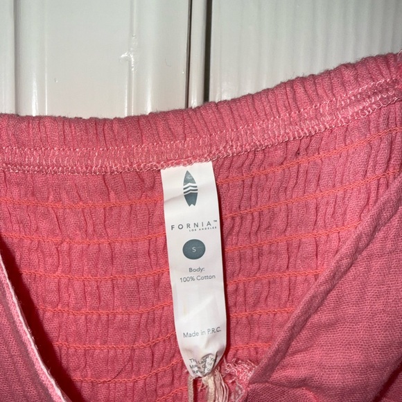 Chic Pink Ruffle Hem Tank Top - Picture 3 of 3